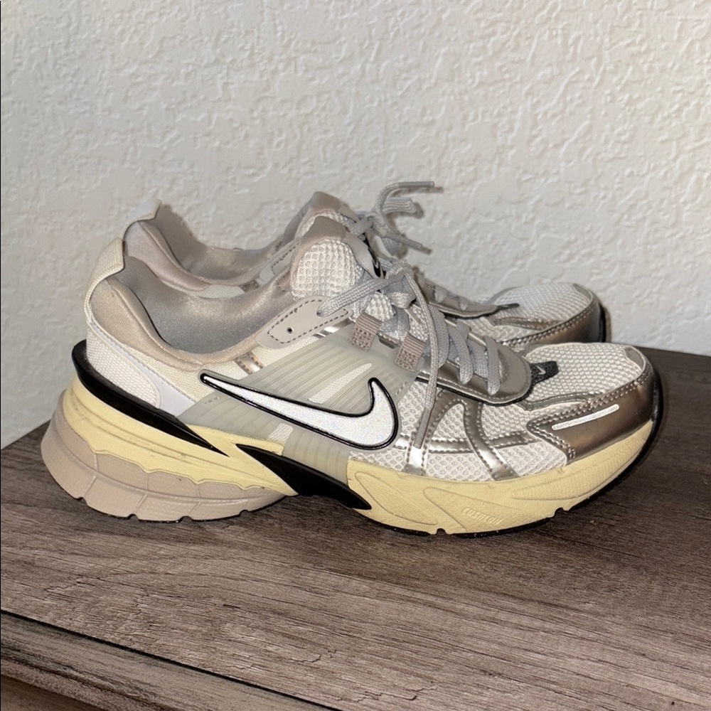 Nike V2K Run Sneakers